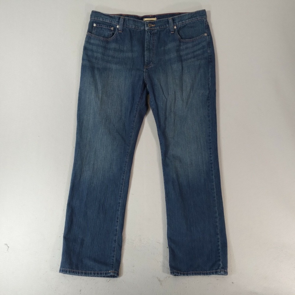 L.L. Bean Jeans Men 40x32 Blue Relaxed Straight Fit Cotton Denim Classic Pockets